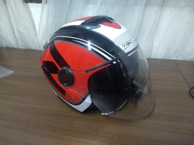 Capacete semi-novo tam. xs 54cm