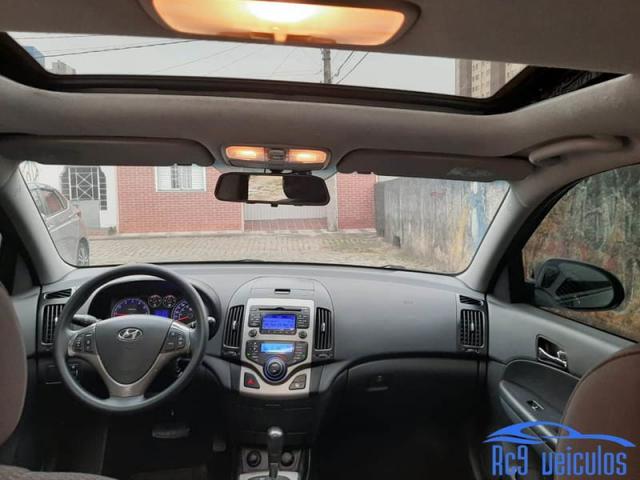 HYUNDAI I30 2011 AUT. TETO AR DIGITAL - Foto 10