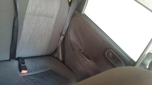 Corsa Hatch 2008 1.4 - Foto 7