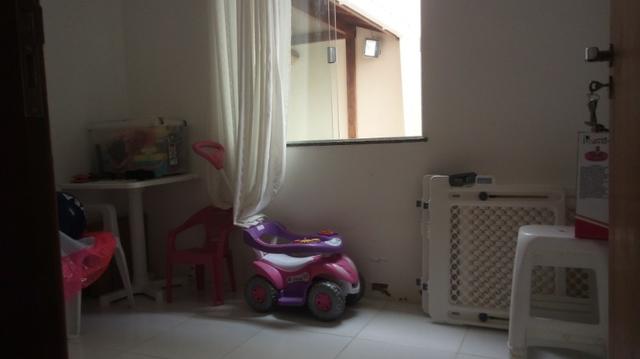 Casa de quatro quartos em Lauro de Freitas - Foto 4