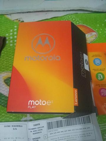 Motorola e5 play