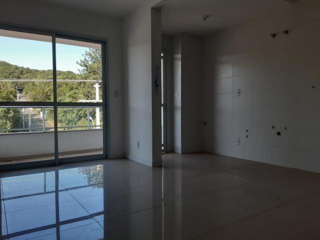 Apartamento à venda com 3 dormitórios em Campeche, Florianópolis cod:52 - Foto 2
