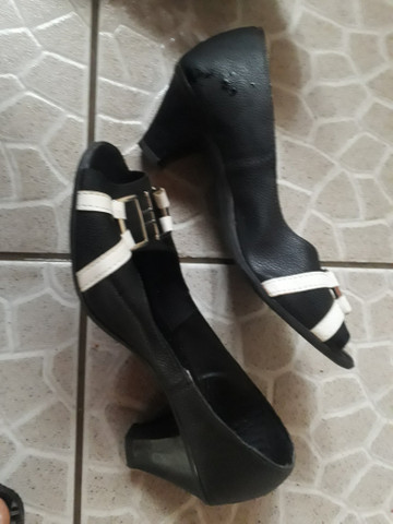 Vendo sapatos bons n 34 36 38 39 40 - Foto 5