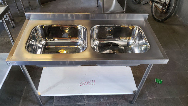 Bancada com cuba em Aço inox - Foto 4