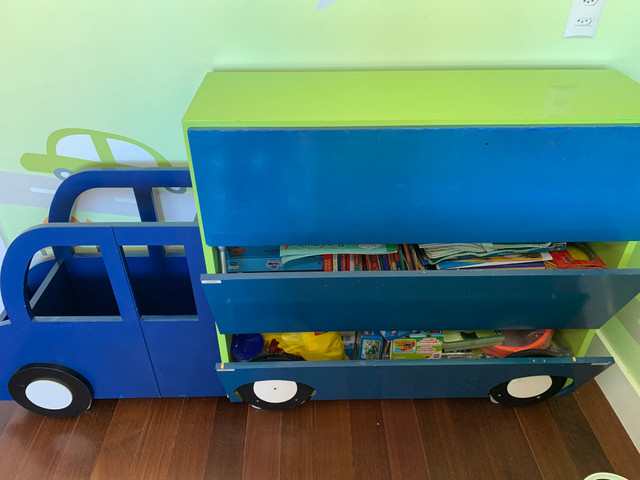 Escrivaninha e estante para quarto infantil - Foto 4