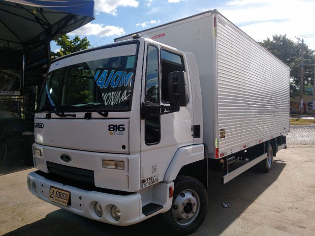 CARGO 816/13 COM BAÚ DE 6.20 M IMPECÁVEL