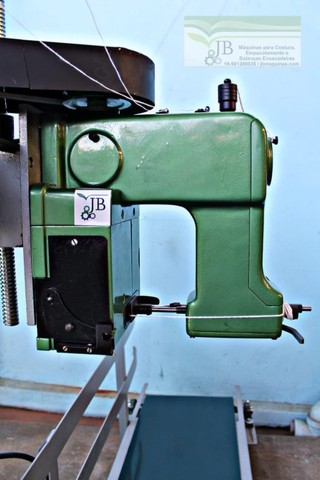 Matisa Máquina de costura, para sacarias, com esteira Reformada - Foto 2