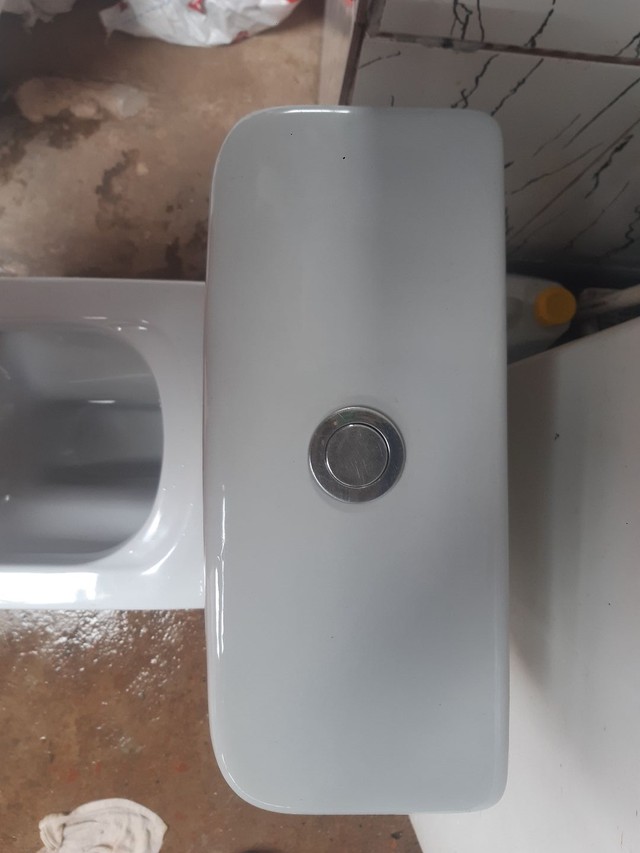 Acoplado semi novo DECA quadrado,liso nas laterais cinza platina - Foto 6