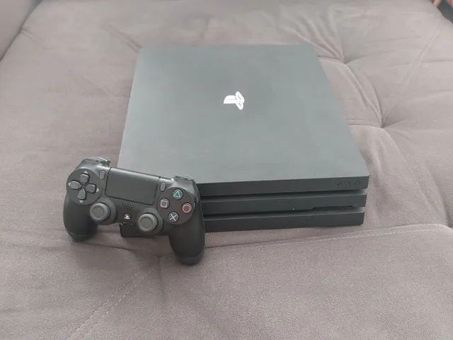 Playstation 4 Pro 1tb + Jogo Físico de Brinde