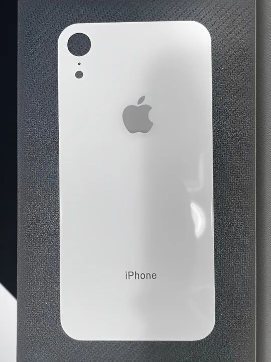Tampa Traseira Vidro Iphone XR Furo da Câmera Maior Com Cola