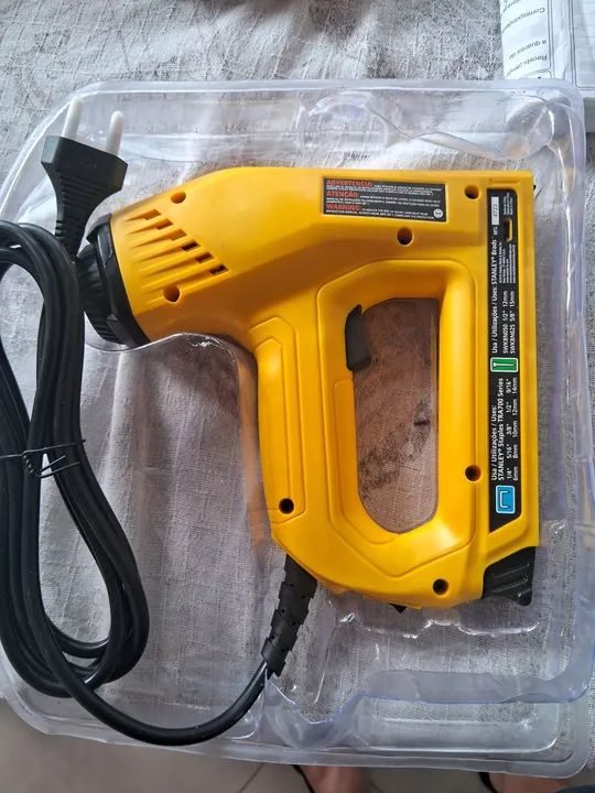 Grampeador e Pinador Elétrico Stanley64307159959298121