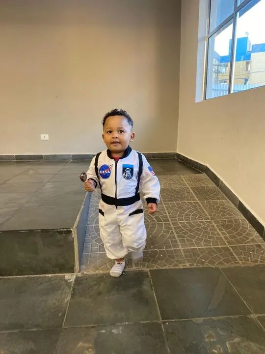 Fantasia astronauta 64861038939393120