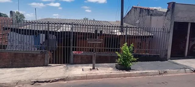 Captação de Casa a venda na Rua Corinda Maiusse Posseti, Cinco Conjuntos, Londrina, PR