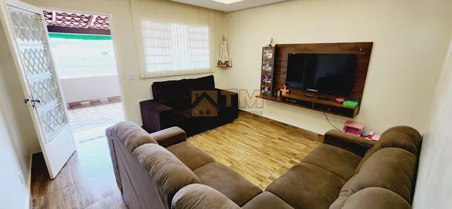 Excelente casa Bairro Centro