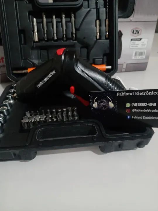 PARAFUSADEIRA BIVOLT COM MALETA E ACESSÓRIOS  - Foto 2