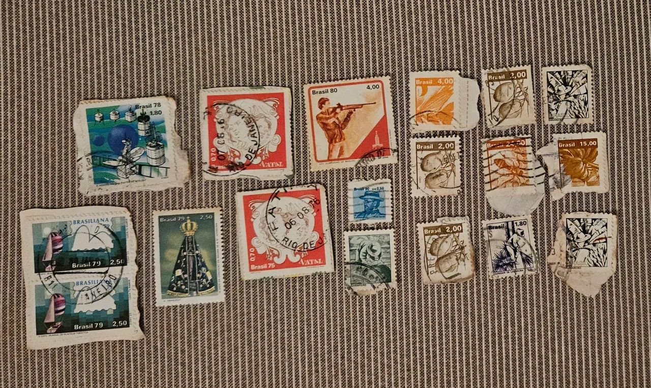 Lote Selos Postais Antigos Décadas de 1970 e 1980
