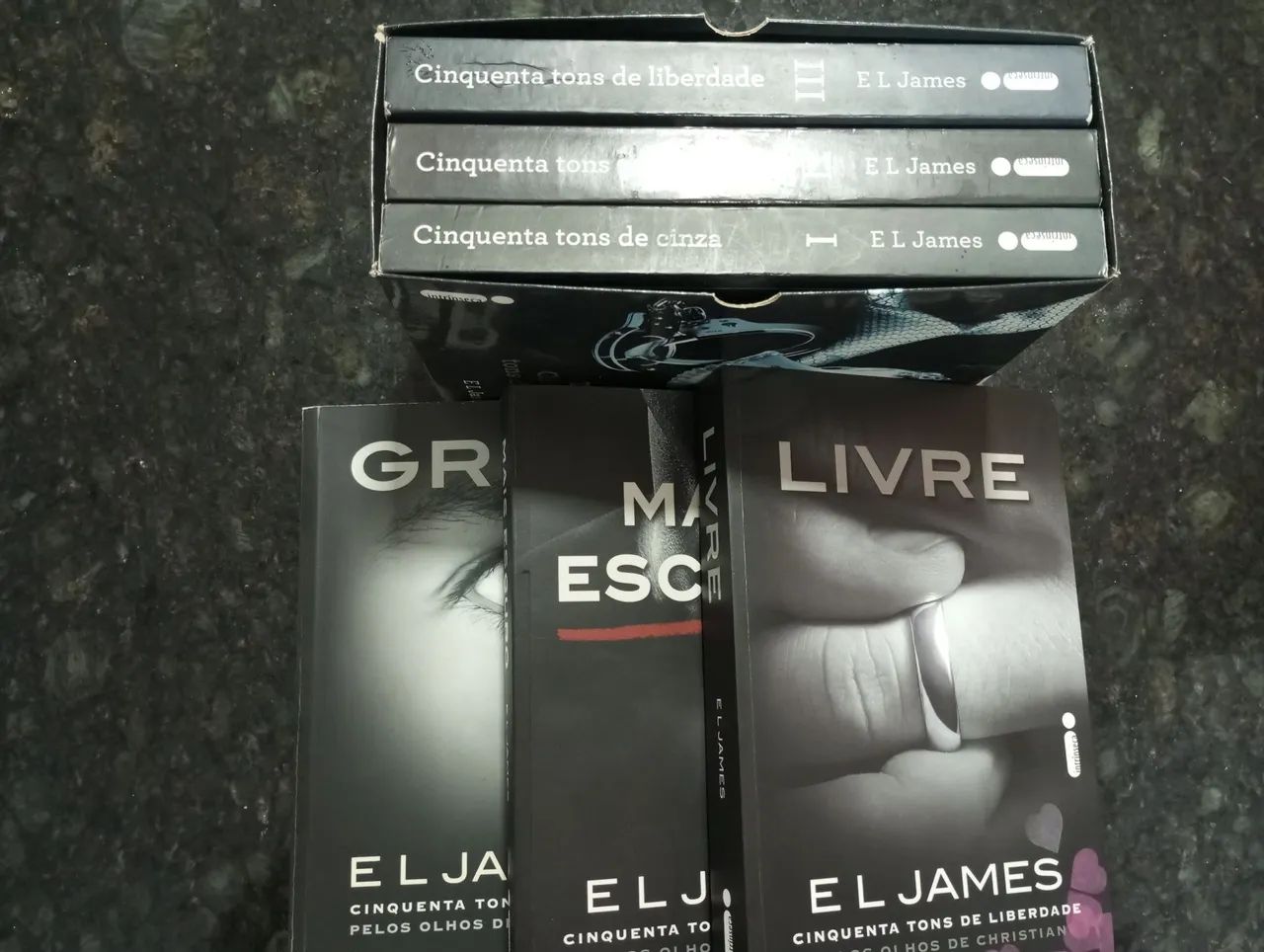 Trilogia completa Cinquenta Tons de Cinza 