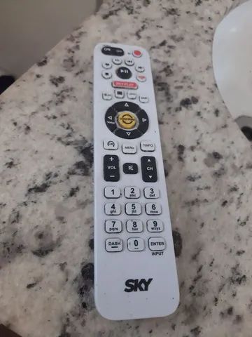 Controle remoto sky