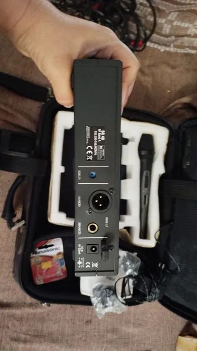 Microfone Sem Fio AKG Perception Wireless - Foto 2