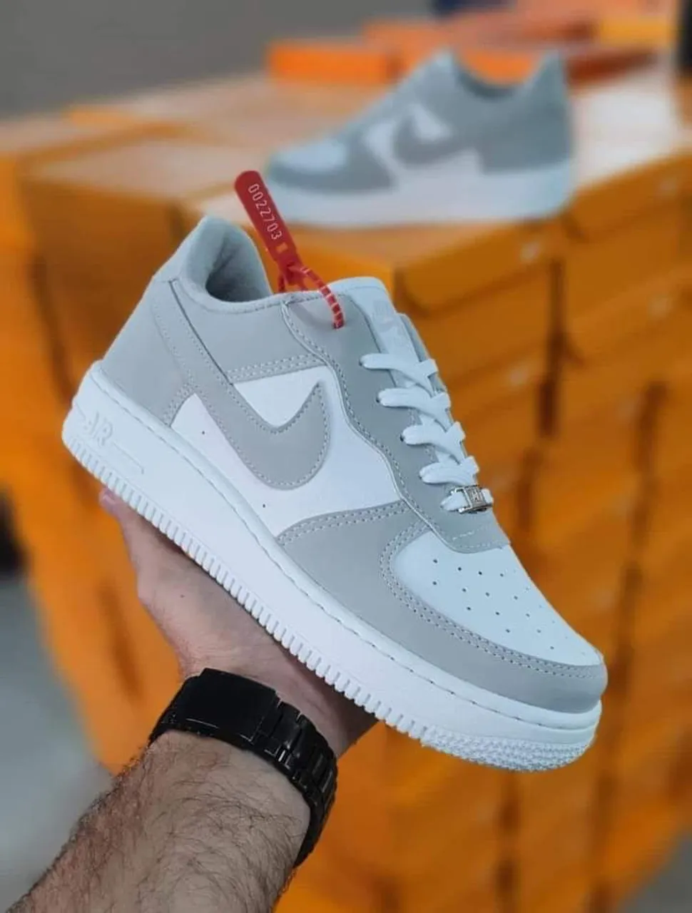 Tênis Nike Air Force