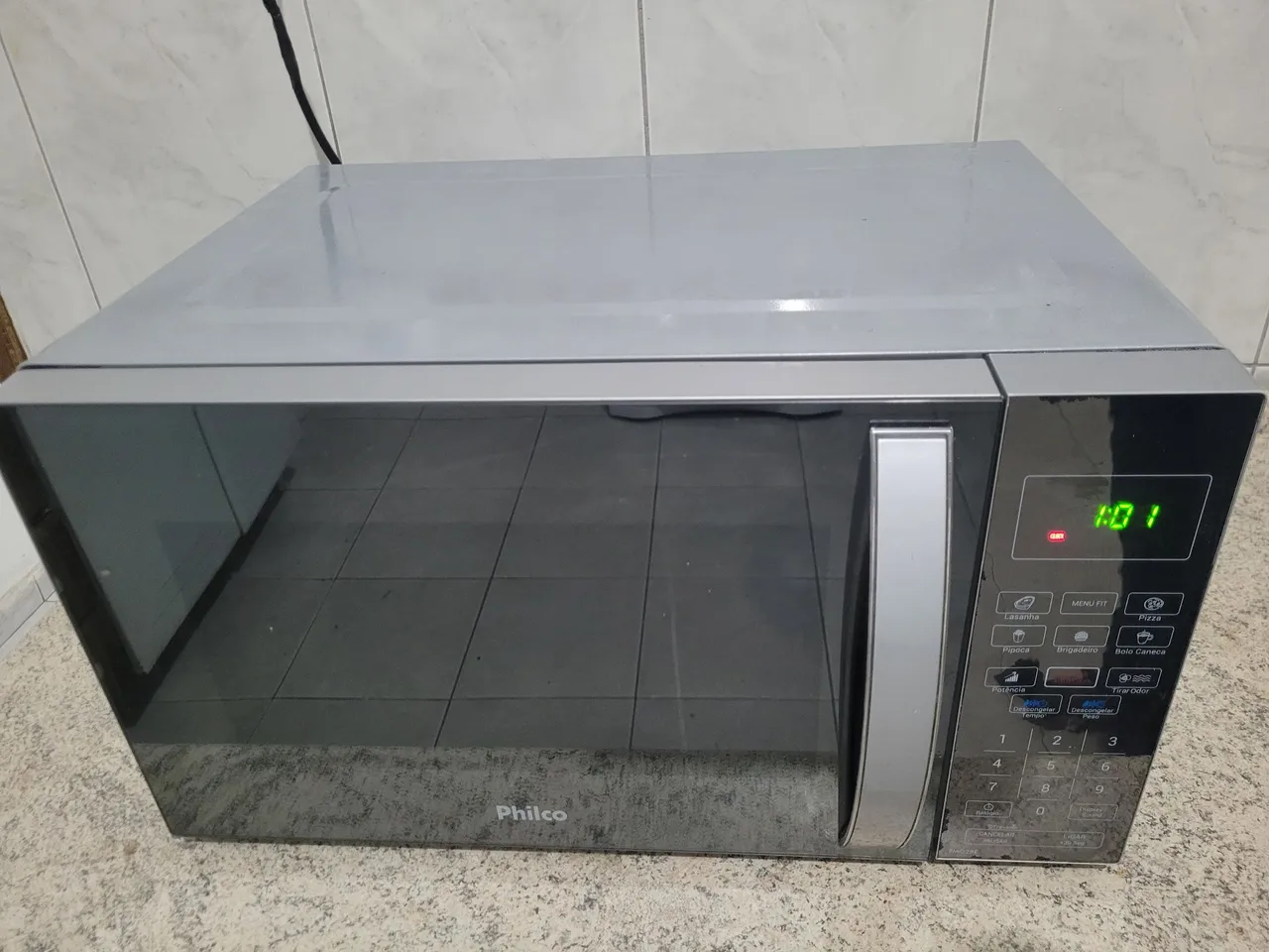 Microondas Philco Espelhado INOX 28L - 220V