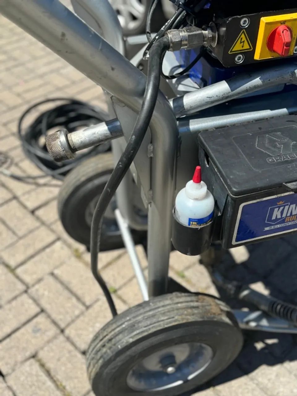 Máquina de Pintura Airless Graco King E60 - Foto 4