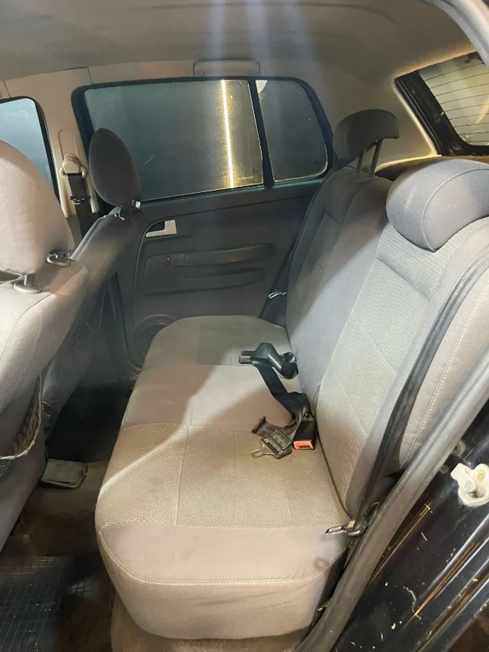 VENDO VOLKSWAGEN CROSSFOX 2008 EXCELENTE ESTADO - Foto 2