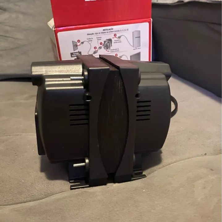 Autotransformador Bivolt 2000 VA - Foto 2