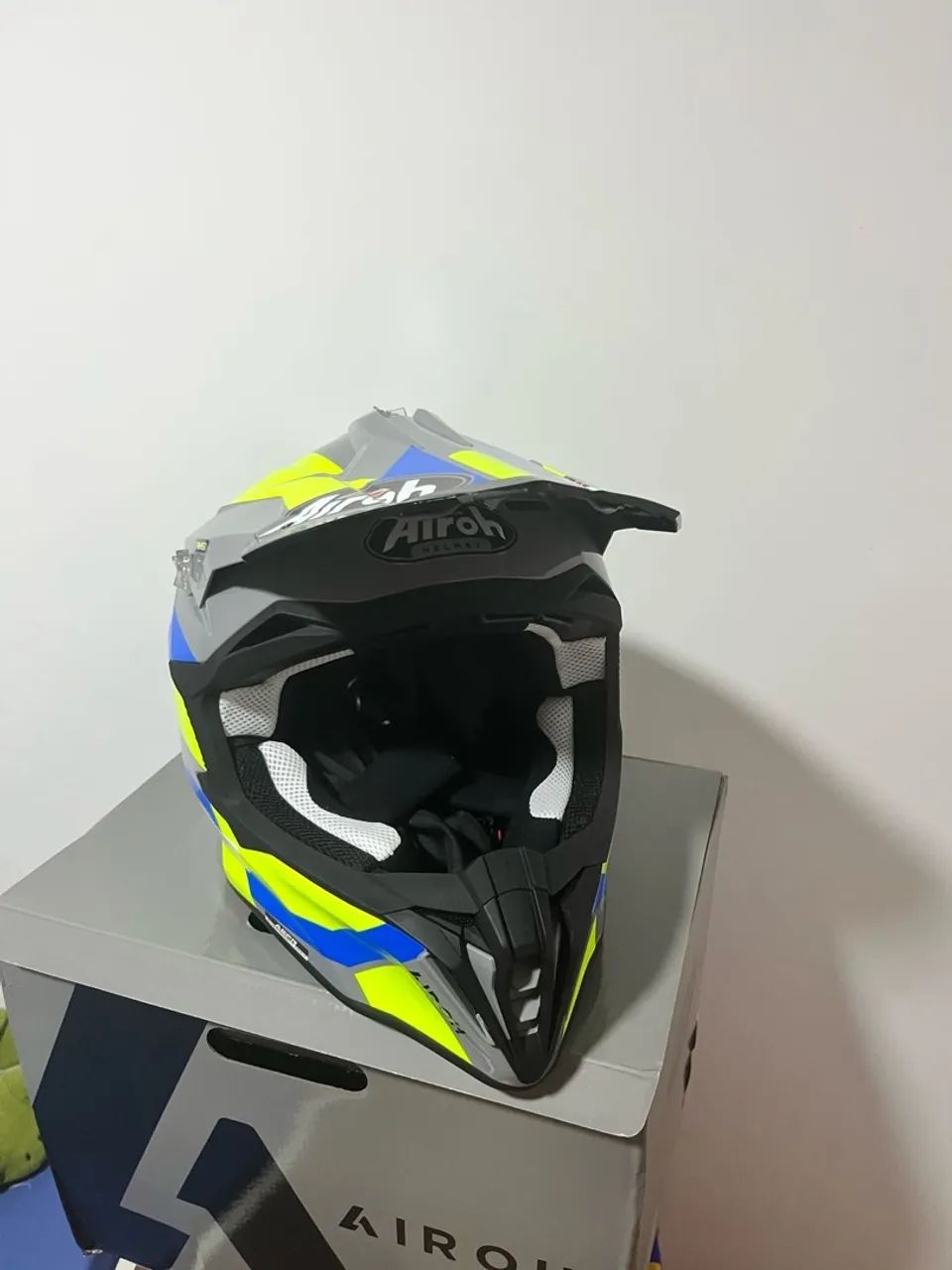 Capacete Motocross Airoh Strycker Glam Azul Trilha Off Road - Foto 5