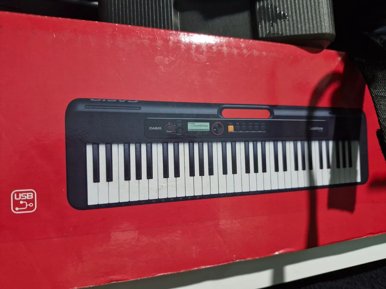 【中古美品】CASIO　CT-S200BK Teclado Casio CT-S200BK 61 Teclas - Instrumentos musicais