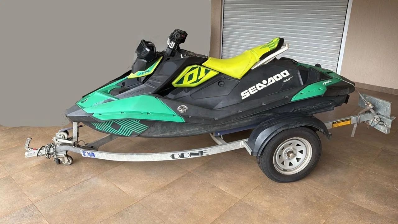 Jet Ski Spark  - Foto 2