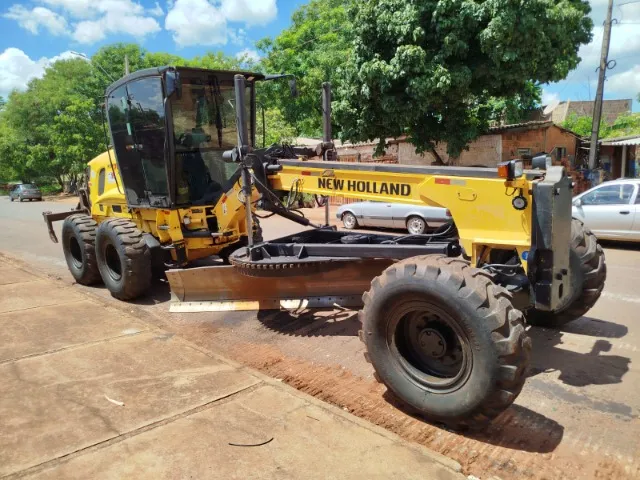 Motoniveladora New Holland 2017 RG170B Nova