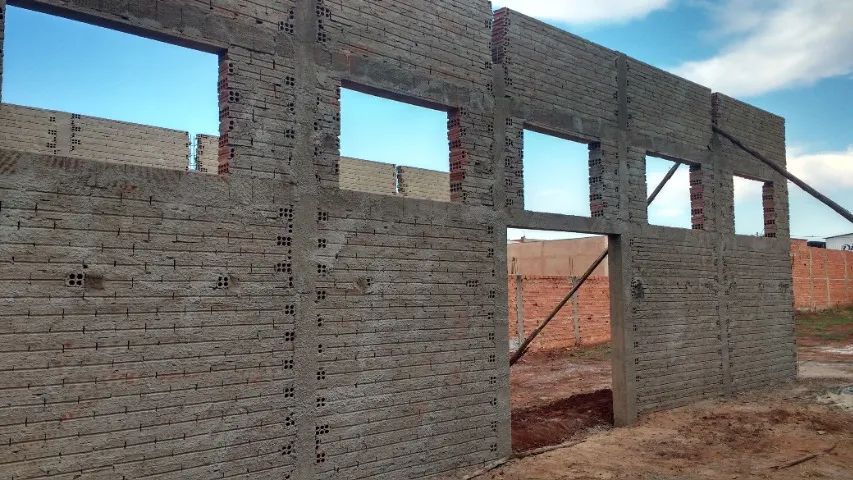 Foto - Pederneiras - 