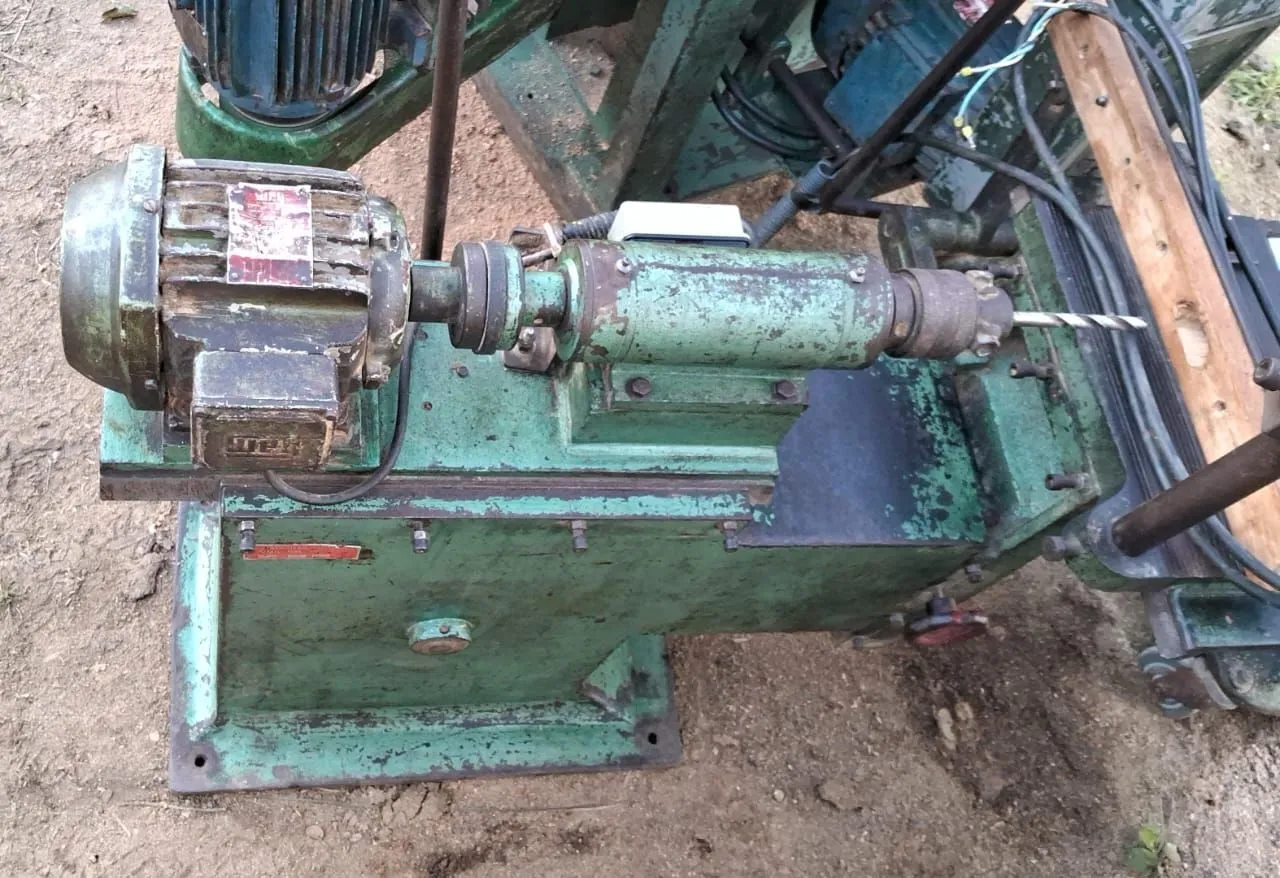 Máquina furadeira oscilante omil 