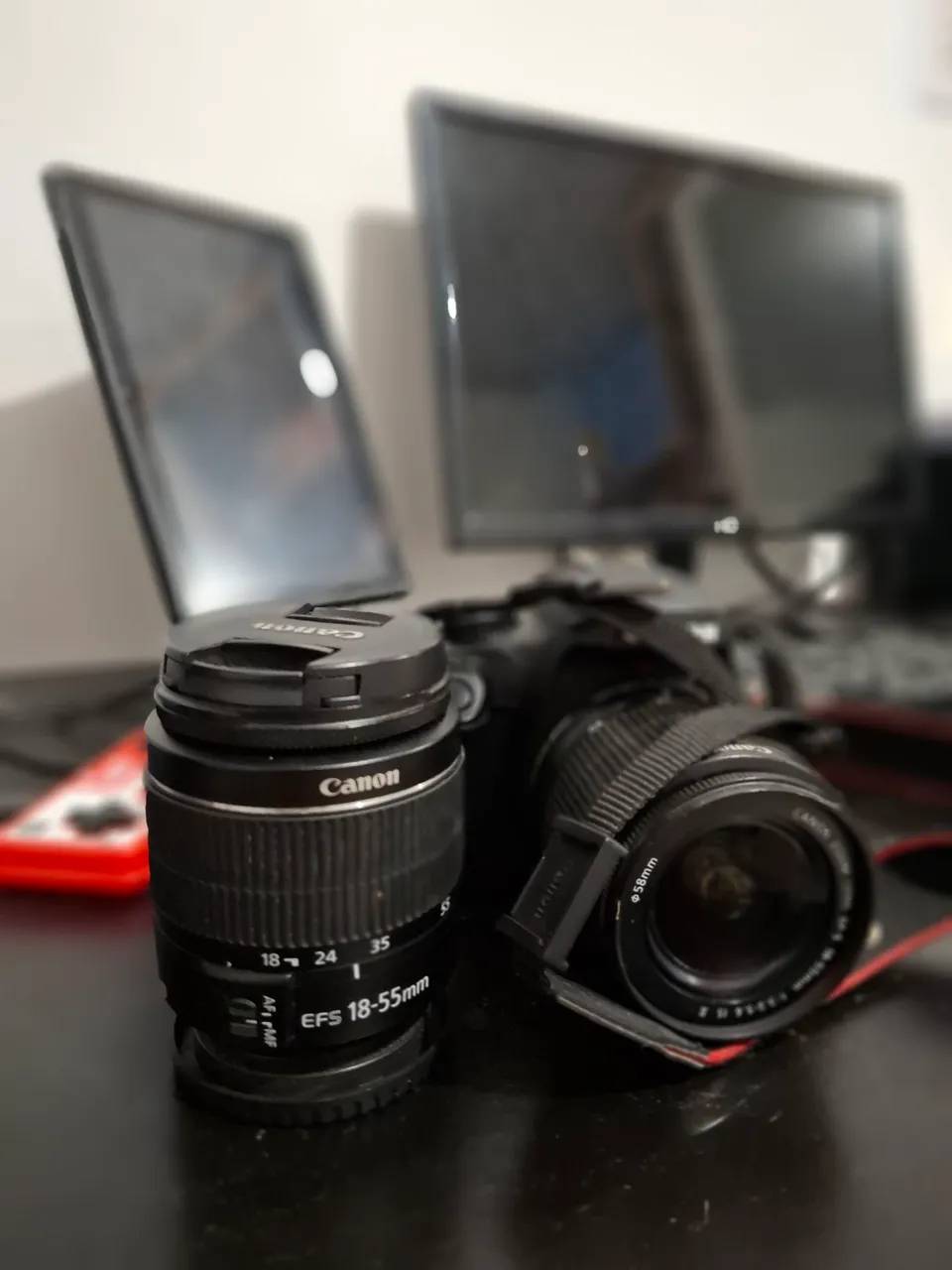 Câmera Canon T100