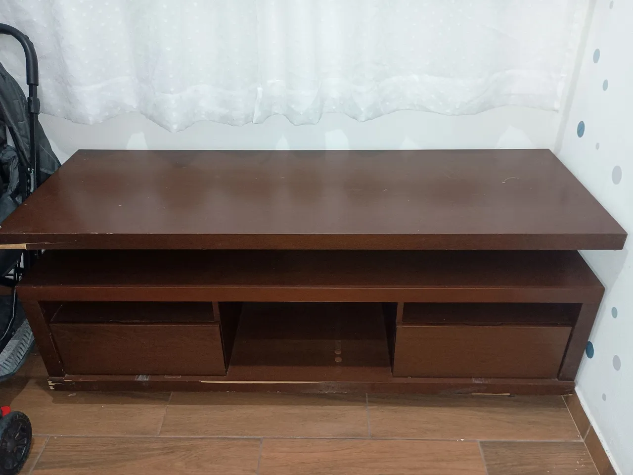 Rack de TV em Madeira Maciça