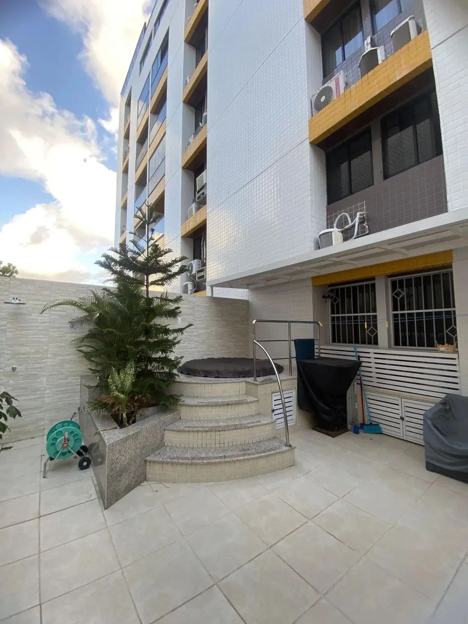 Imóvel para aluguel possui 75 metros quadrados com 2 quartos em Cabo Branco - João Pessoa  - Foto 5