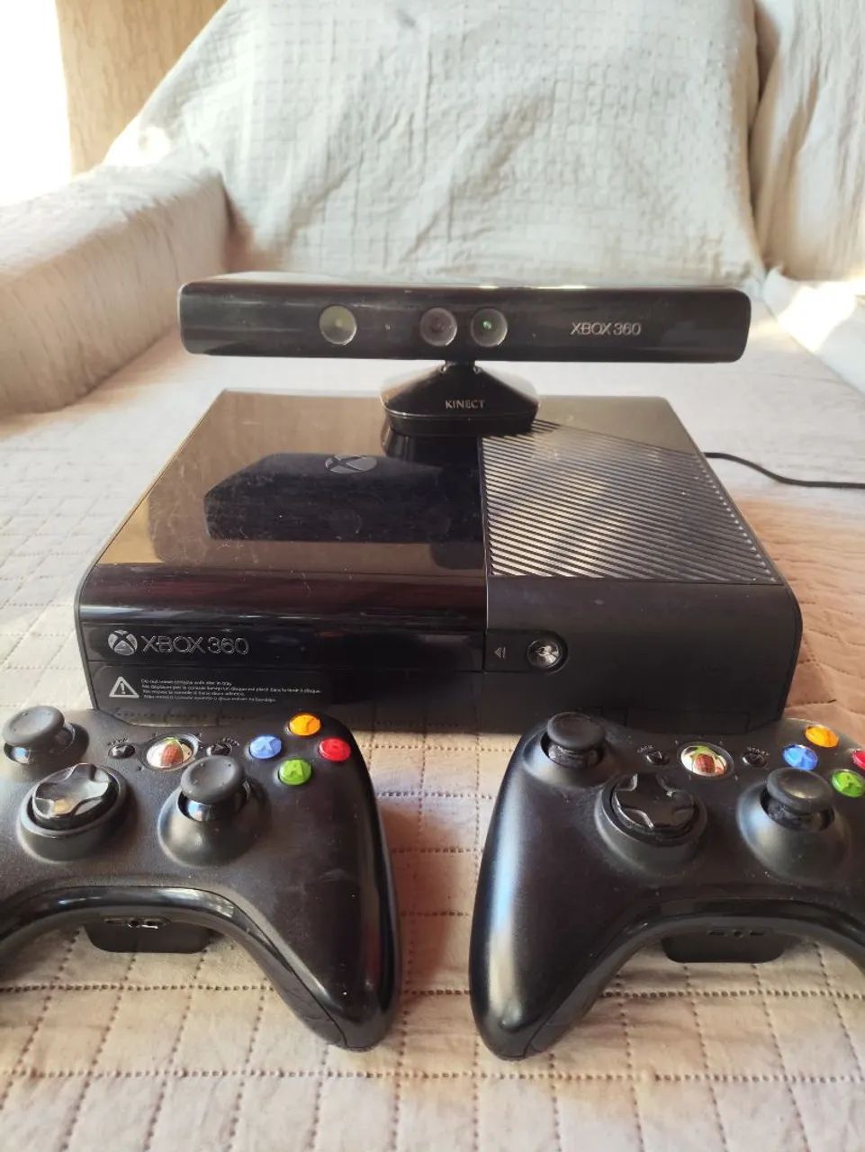 Xbox 360 desbloqueado Super Slim com Kinect e Jogos. - Foto 2
