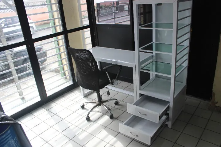 moveis, guarda roupa e moveis 100% aluminio, parcelamos ate 12 x cartão