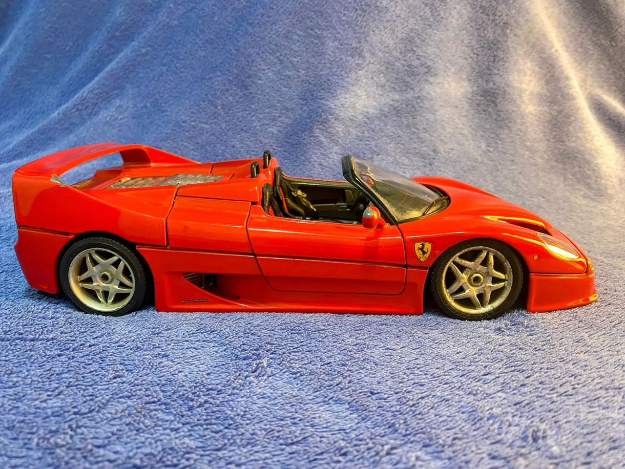 Miniatura Ferrari F50 1:18 - Hobbies e coleções - Nova Americana