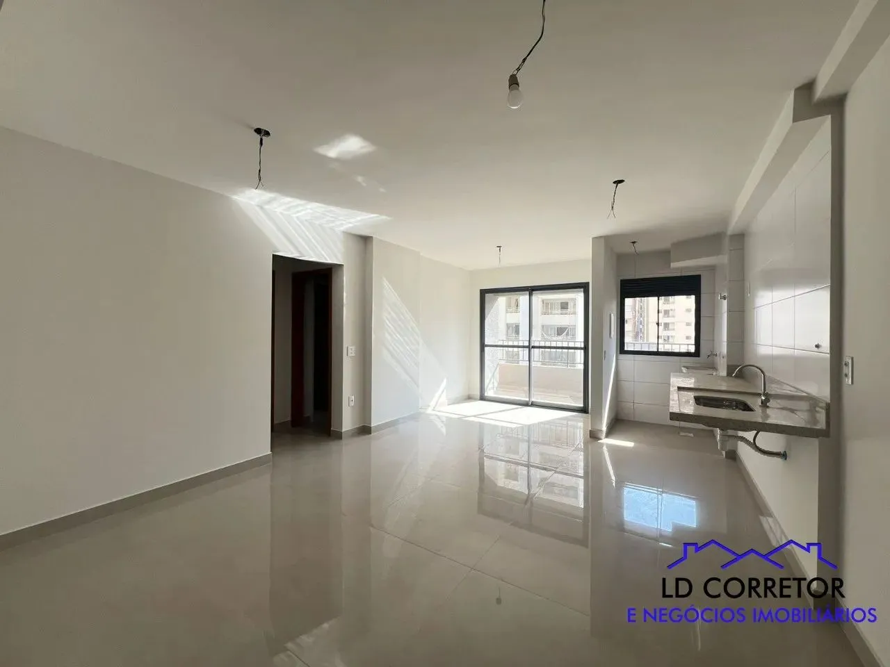 Apartamento à venda em Goiânia-GO, Setor Bueno: 3 quartos, 3 suítes, 2 salas, 2 banheiros,