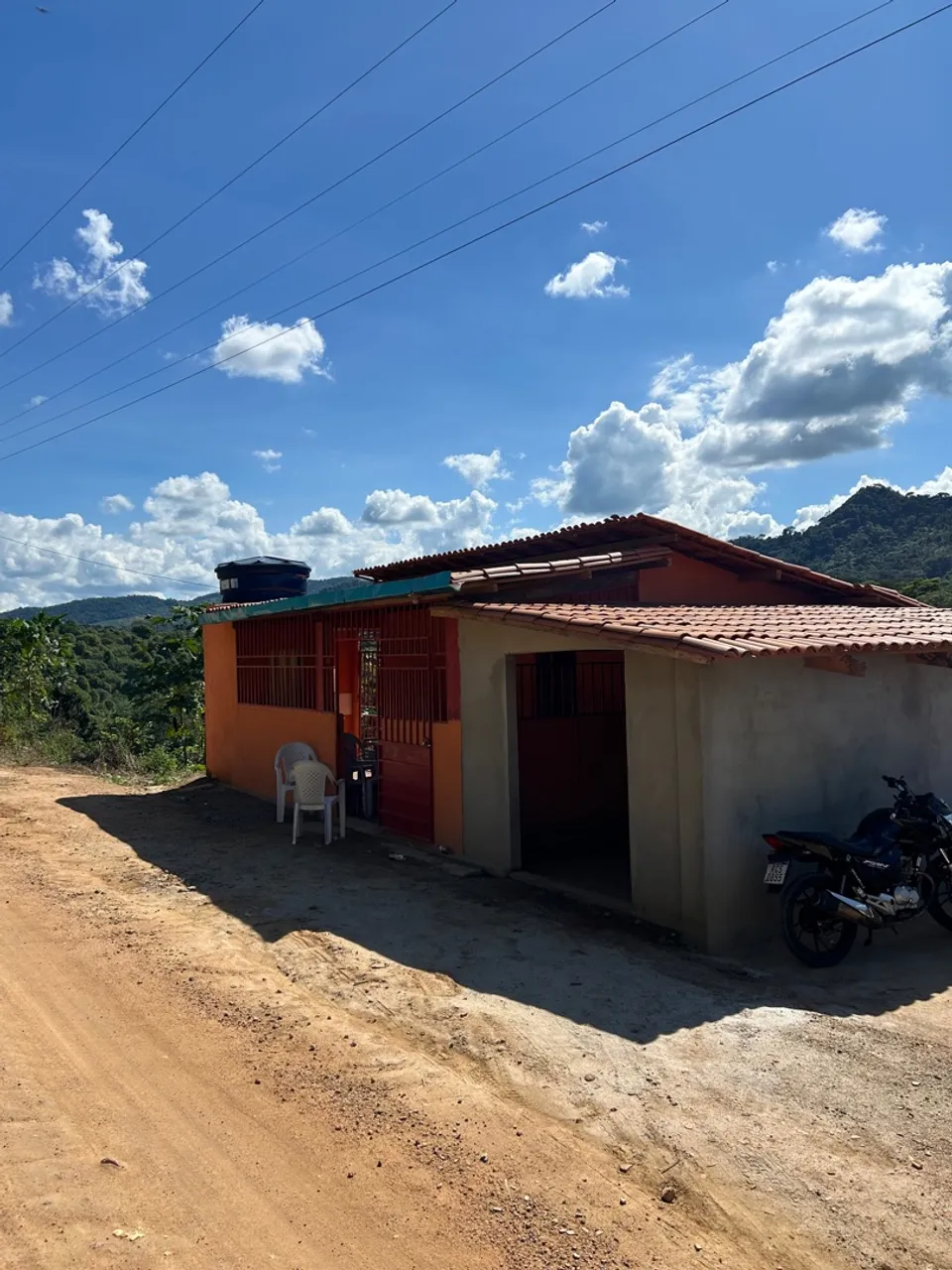 Sitio completo com ótima localização