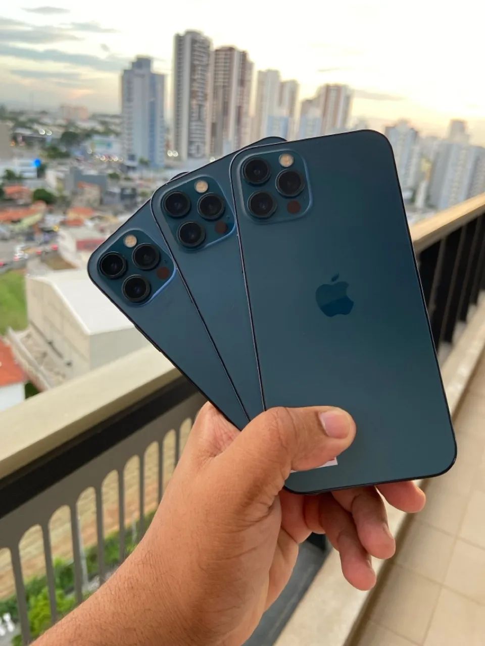 12 pro azul de 128gb bonito demais oferta!!!!