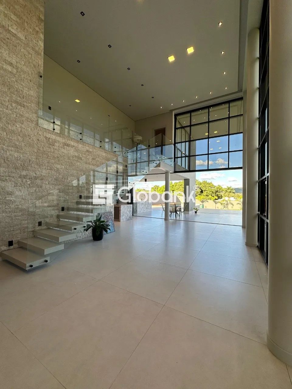 Casa à venda em Major Prates, 3 Quarto(s), 4 Suíte(s), 4 Vaga(s). - Foto 2