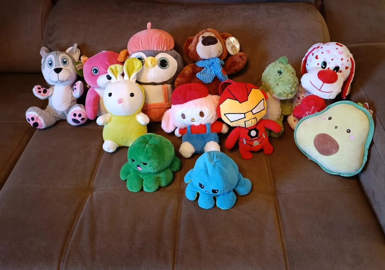 Coleção de Pelúcias Fofinhas - Diversão Garantida!