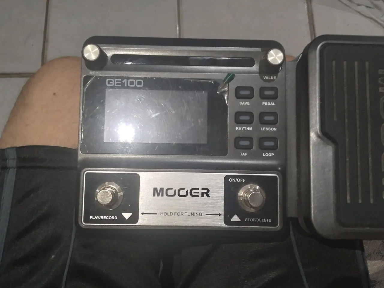 *SUPER DESCONTO PRA VENDER HOJE* PEDALEIRA MOOER GE100: PARA GUITARRA (E BAIXO).