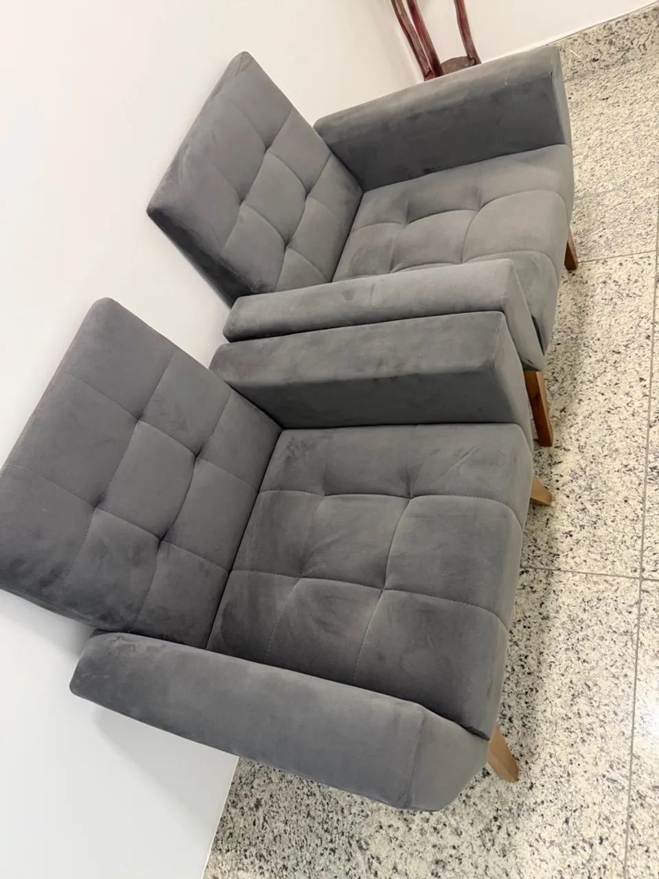 Poltronas de Veludo Cinza - Par - Foto 3
