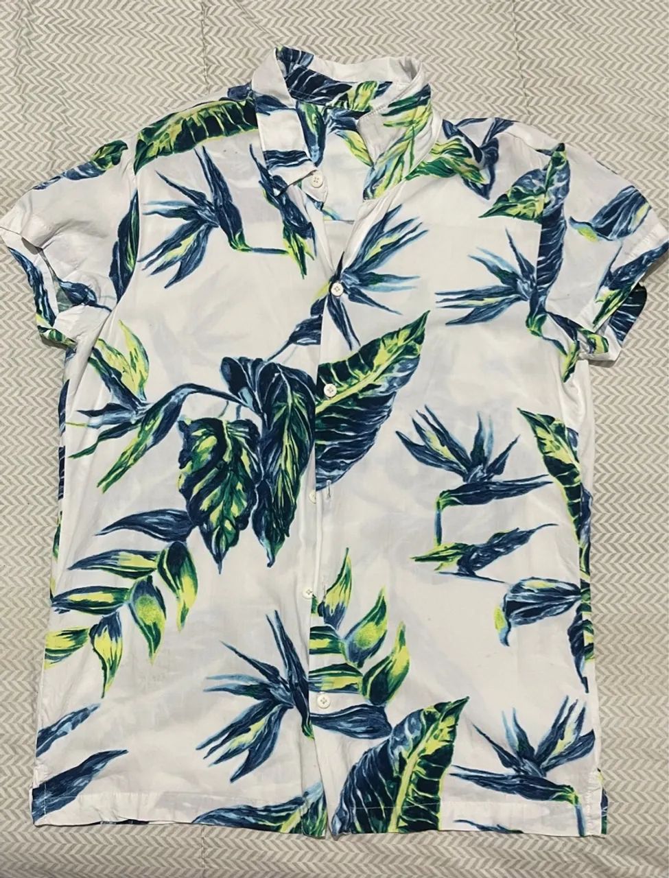 Camisas e camiseta estampadas Calvin Klein  - Foto 4