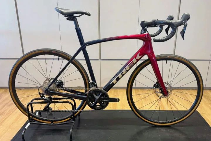 TREK 1400 DISCOVERY CHANNEL トレック TREK 1400 ロードバイク TREK