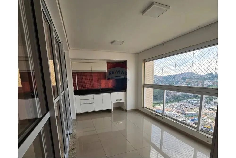 "Alugue: Apto 3 Quartos com Varanda e Lazer em Mauá"